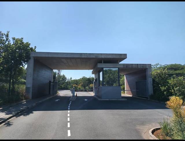 2 BEDROOM APARTMENT FOR SALE IN SEAWARD ESTATES